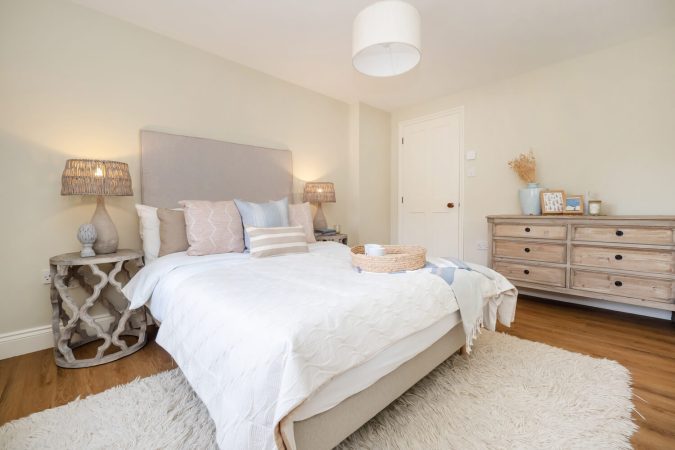 Smugglers Rest bedroom