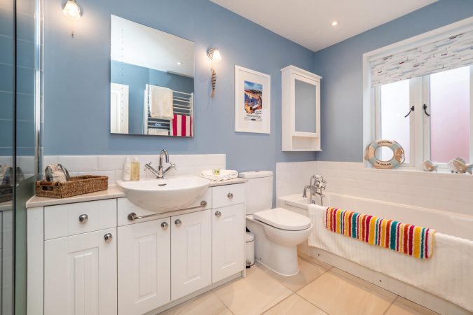 Victorian villa in Sheringham, Rosewood's bathroom