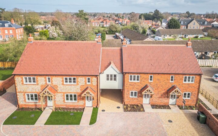Auden Place linked properties in Holt